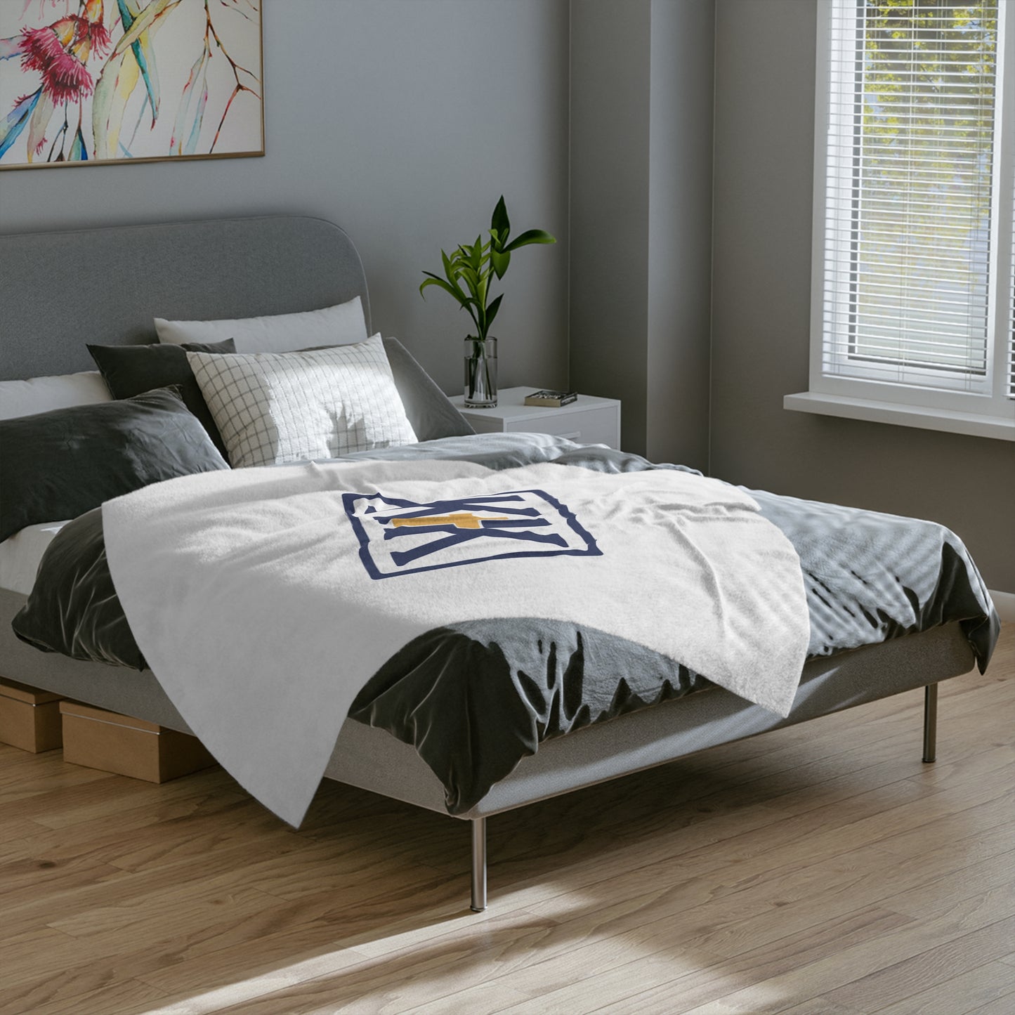 KK Logo Velveteen Microfiber Blanket